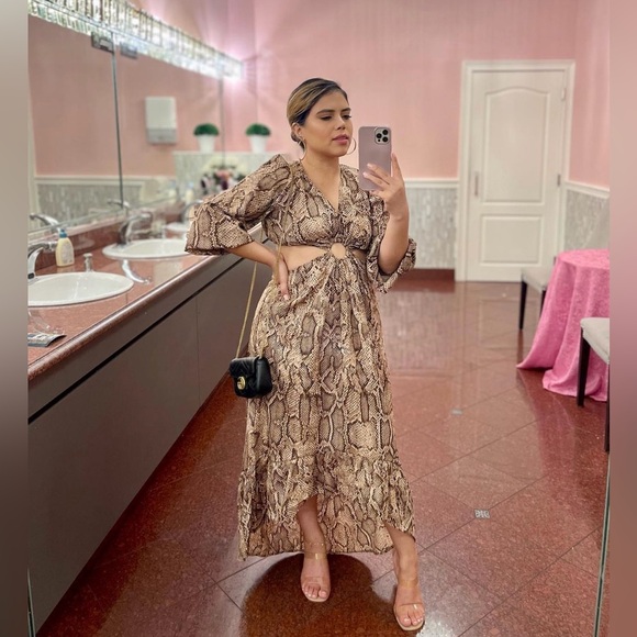 NEW Indulge in style dress. - Picture 6 of 6